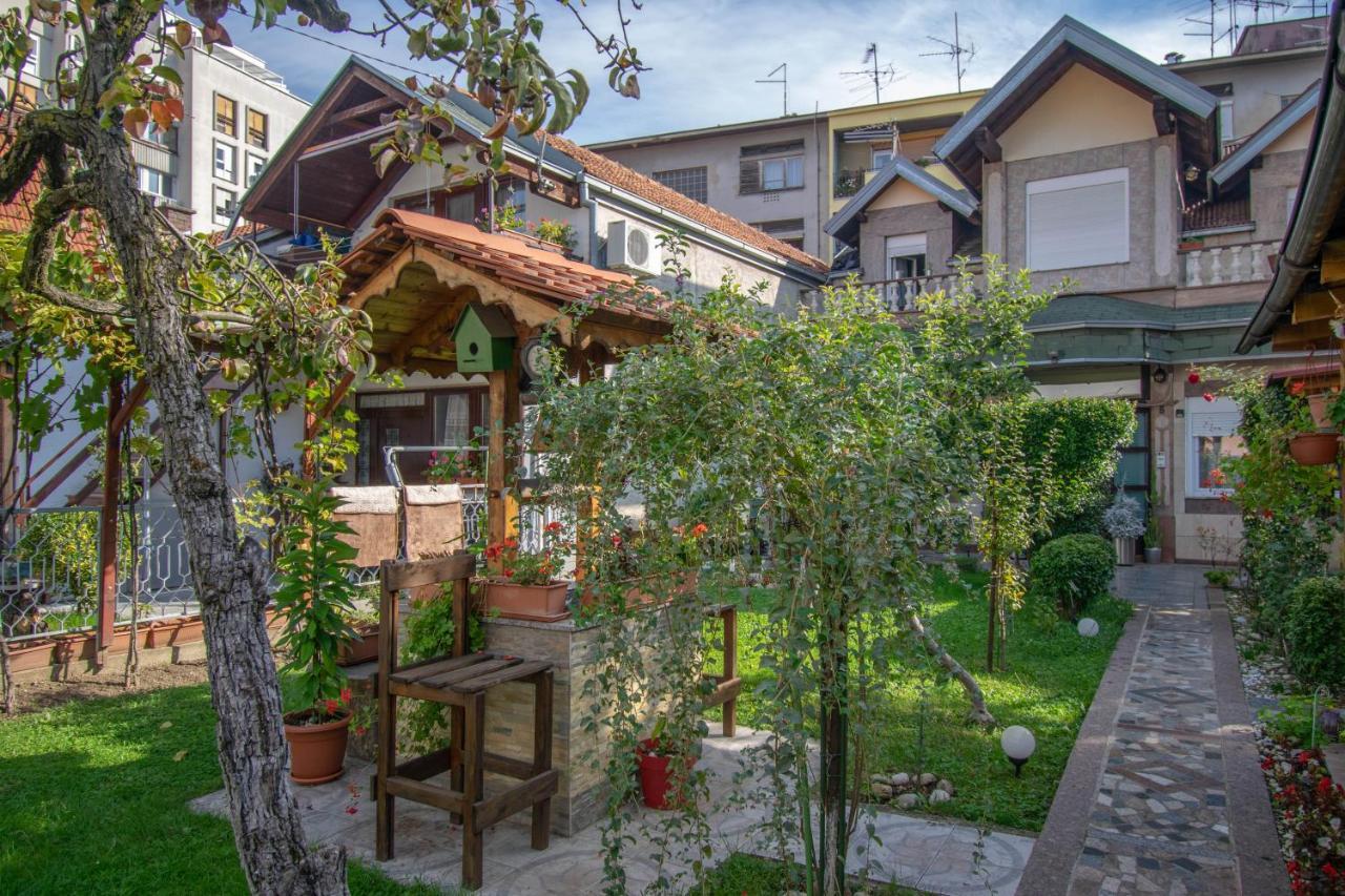 Studio Apartman Dalia Apartamento Zagreb Exterior foto