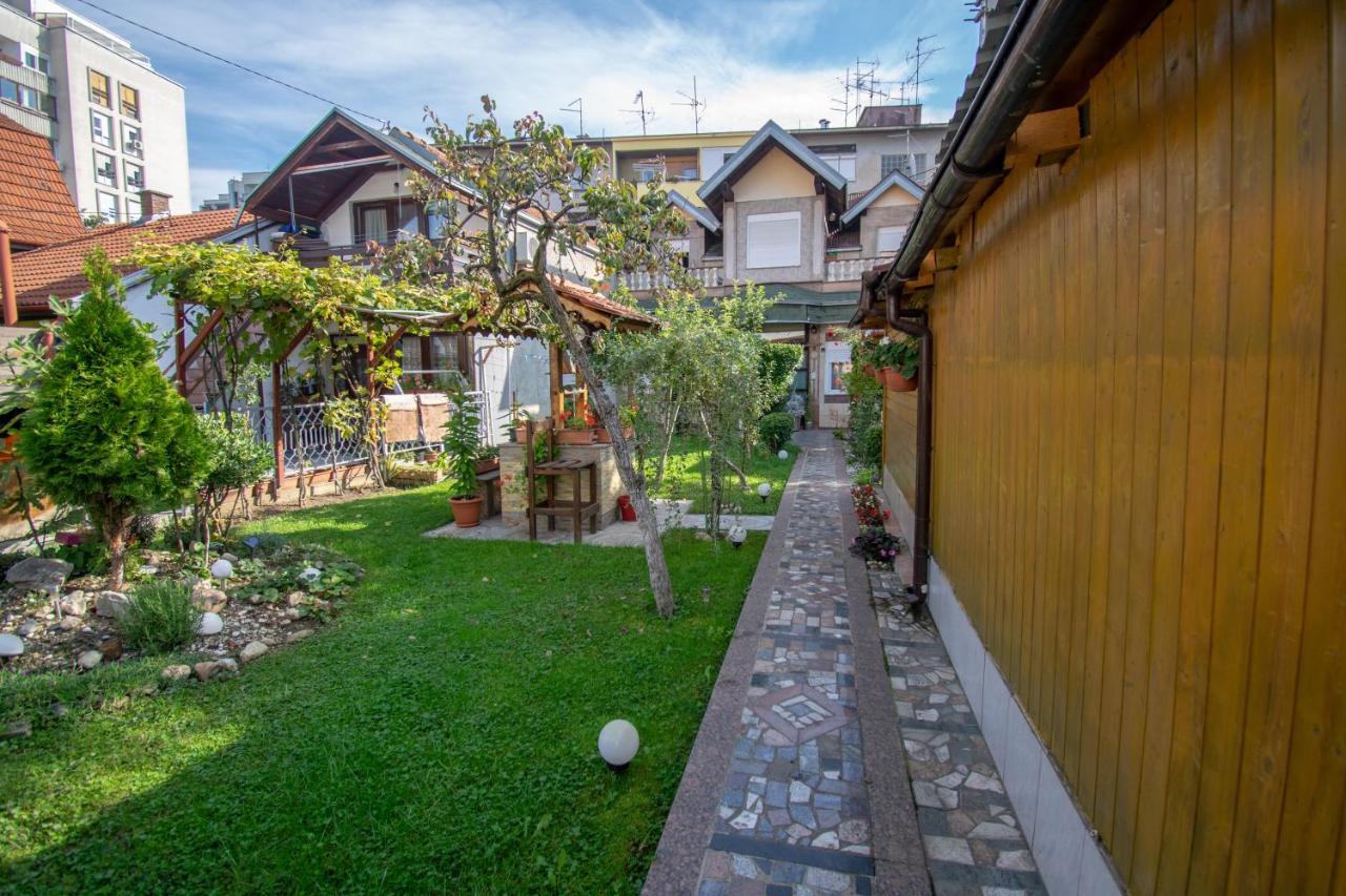 Studio Apartman Dalia Apartamento Zagreb Exterior foto